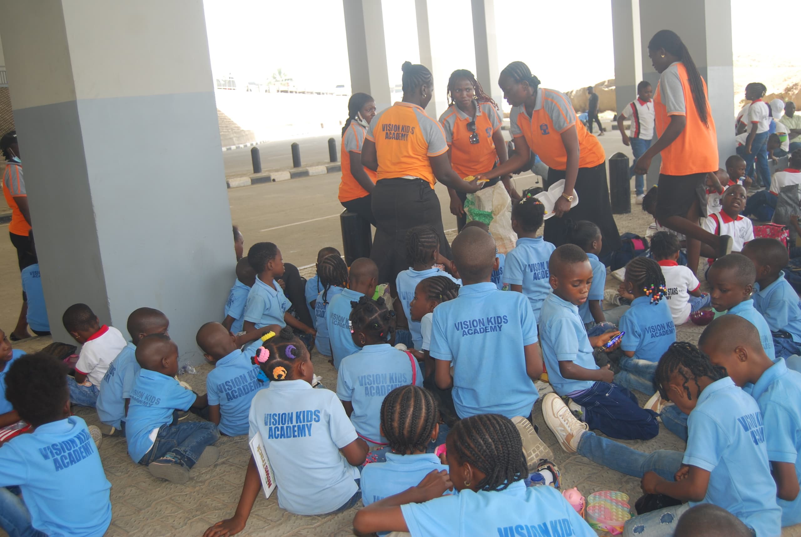 ExcursiontoAbujaAirportgroup 6_1763120081_951